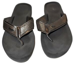 Coach Jaye Metallic Pewter Comfort Thong Sandals Women’s Size 9B Flip Flops
